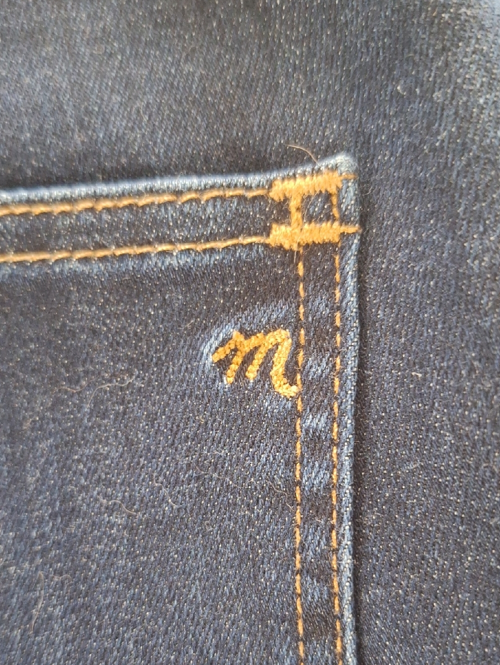 Madewell Curvy Cali Demi-Cut Dark Blue Bootcut Jeans - Picture 9 of 11